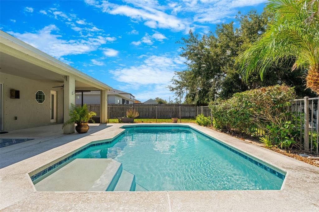 For Sale: $380,000 (3 beds, 2 baths, 1874 Square Feet)