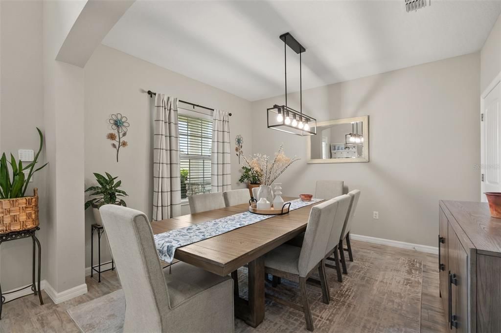 En Venta: $510,000 (5 camas, 3 baños, 2918 Pies cuadrados)