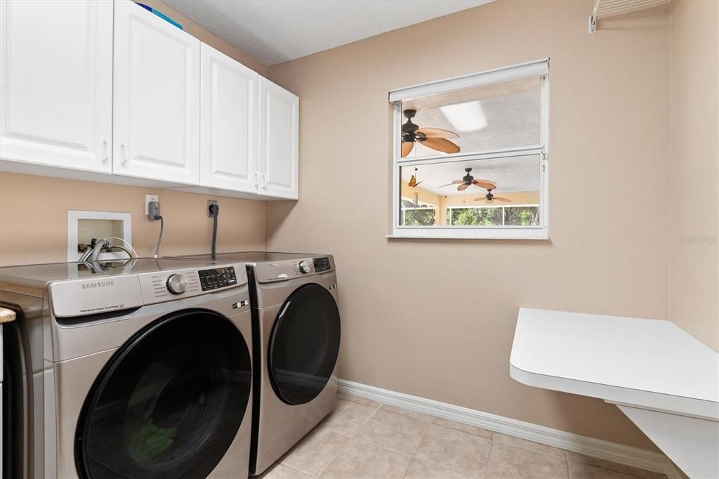 For Sale: $1,431,000 (4 beds, 4 baths, 2781 Square Feet)