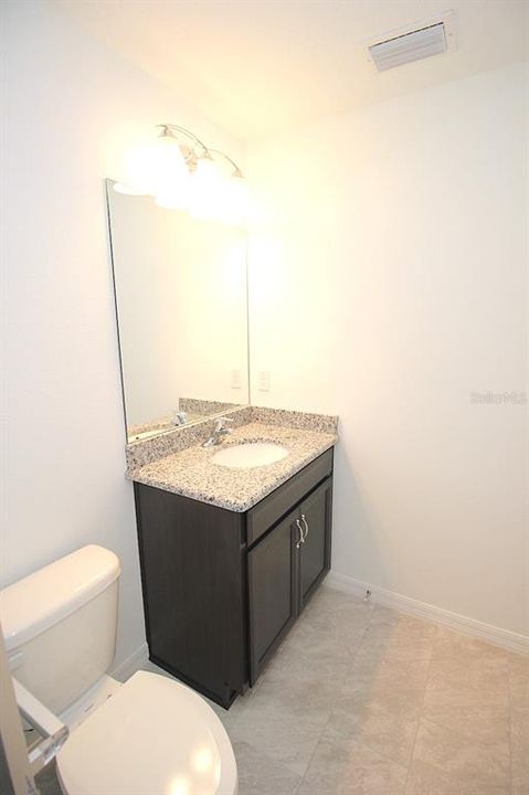 В аренду: $1,650 (3 спален, 2 ванн, 1211 Квадратных фут)