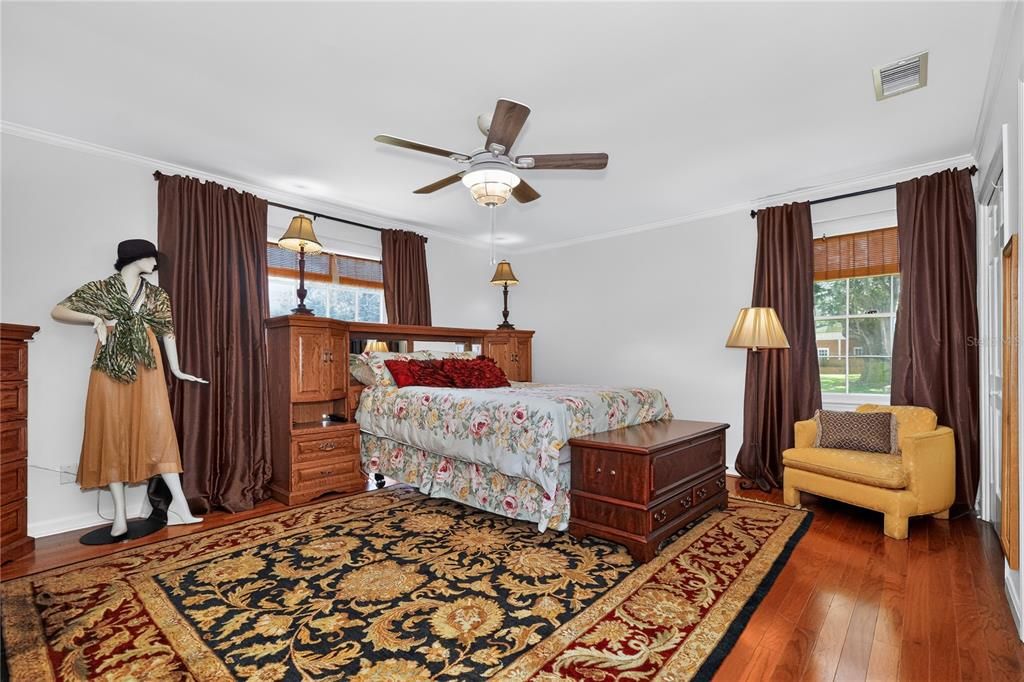 En Venta: $325,000 (3 camas, 2 baños, 2634 Pies cuadrados)