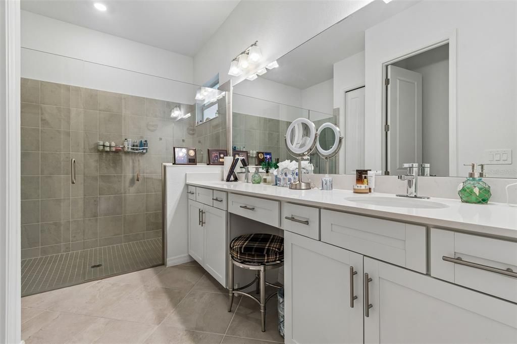 For Sale: $699,900 (3 beds, 3 baths, 2248 Square Feet)