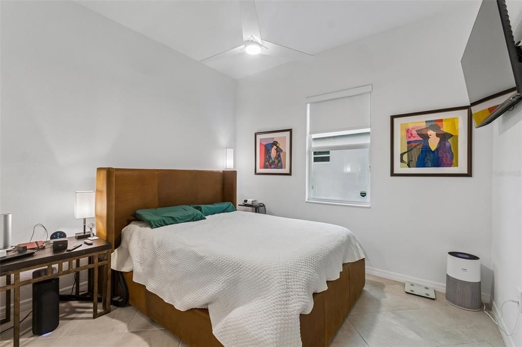 For Sale: $699,900 (3 beds, 3 baths, 2248 Square Feet)