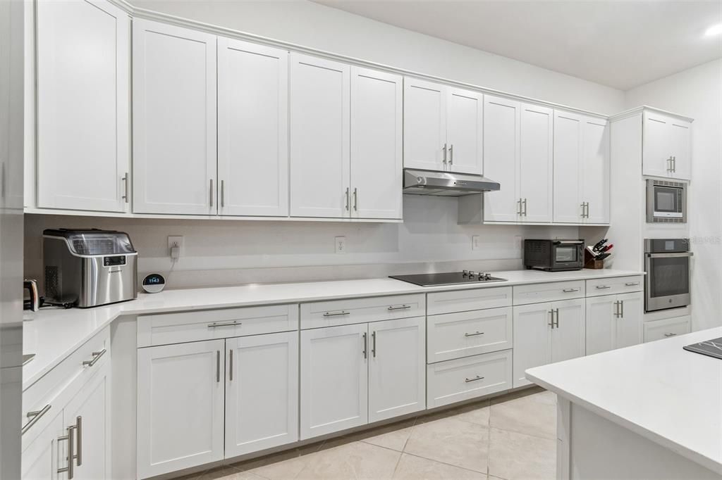 For Sale: $699,900 (3 beds, 3 baths, 2248 Square Feet)