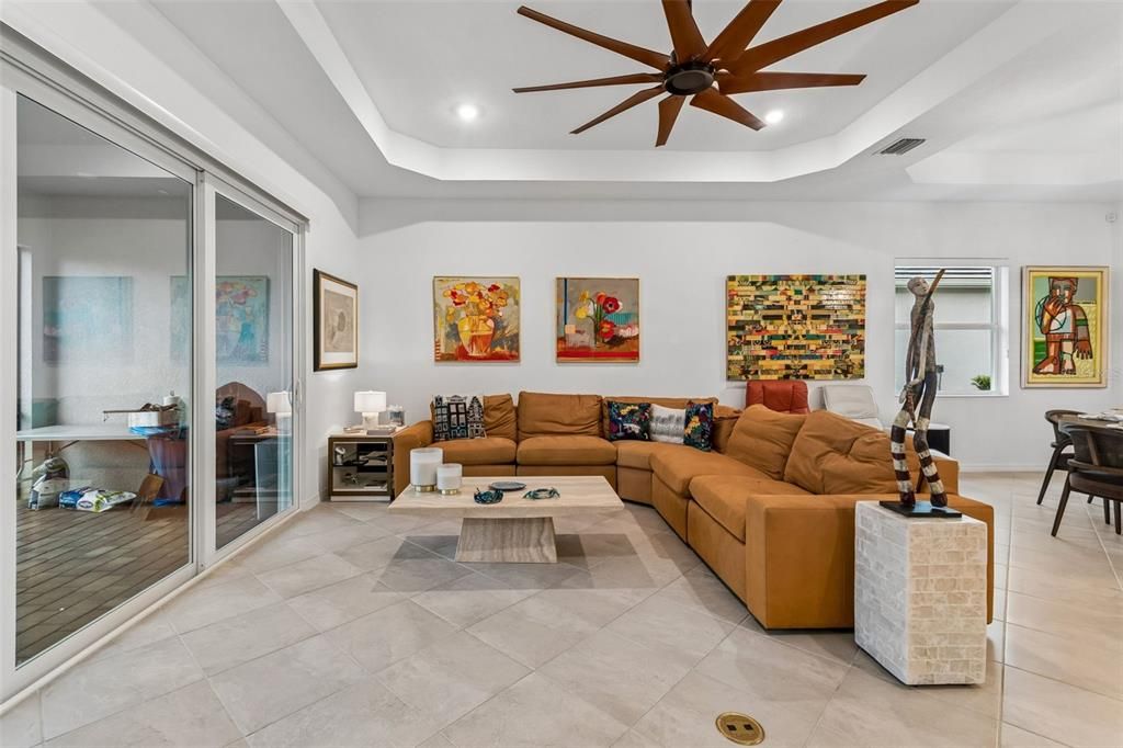 For Sale: $699,900 (3 beds, 3 baths, 2248 Square Feet)