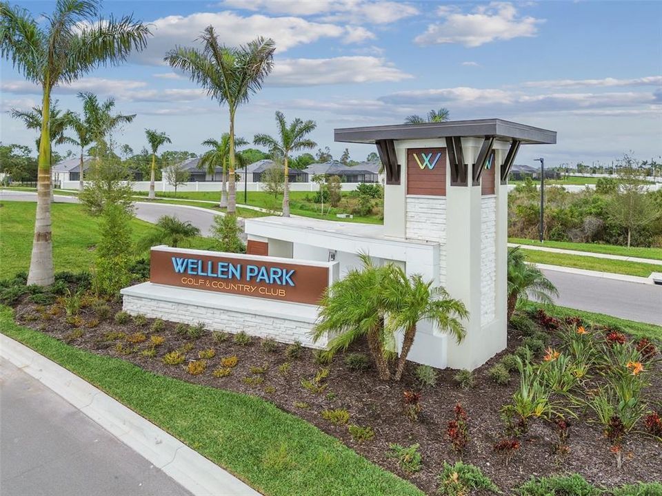 For Sale: $699,900 (3 beds, 3 baths, 2248 Square Feet)