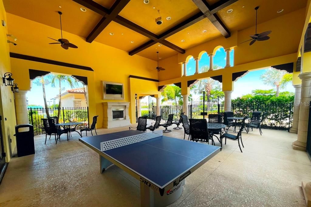 For Rent: $3,100 (3 beds, 3 baths, 1855 Square Feet)