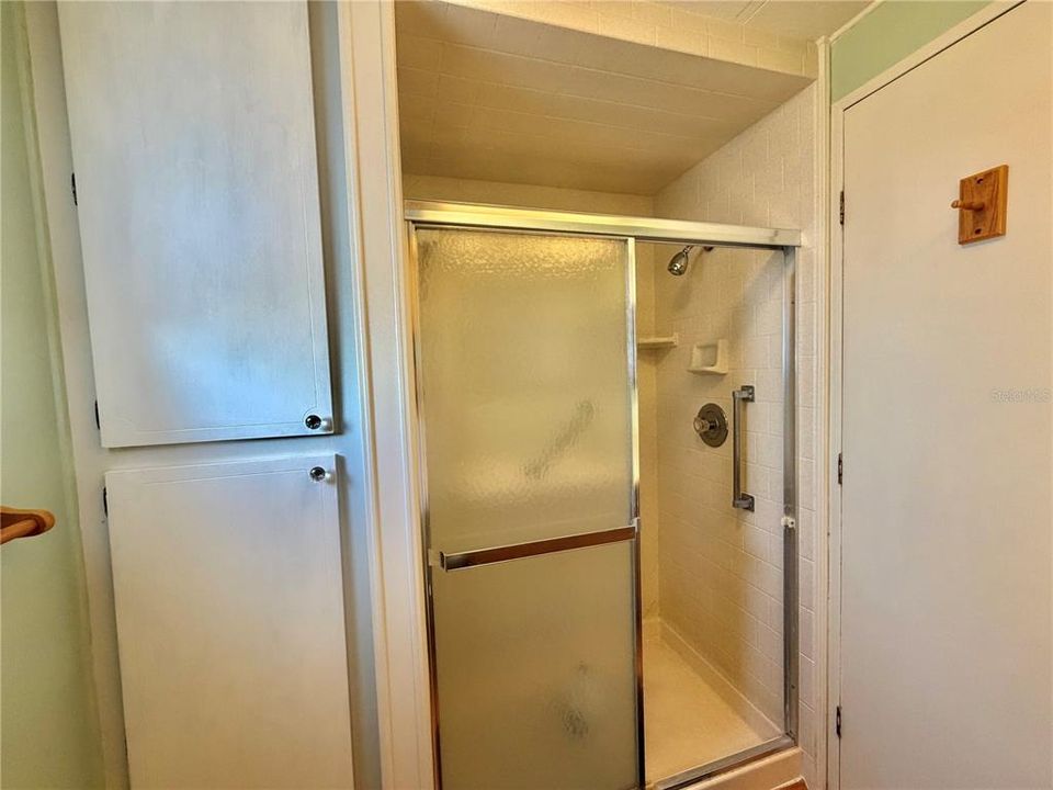 На продажу: $125,000 (2 спален, 2 ванн, 1100 Квадратных фут)