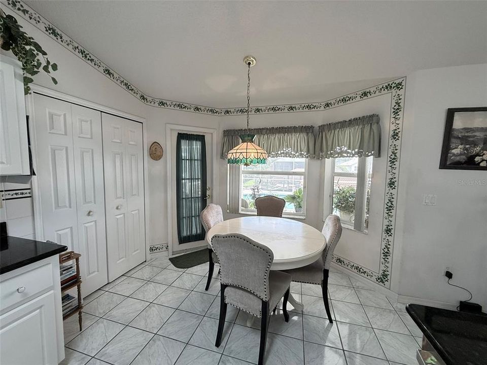 For Sale: $635,000 (3 beds, 2 baths, 1966 Square Feet)