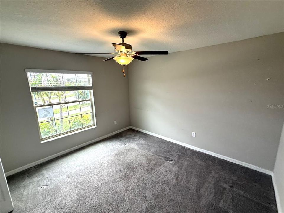 For Sale: $280,000 (4 beds, 2 baths, 1841 Square Feet)