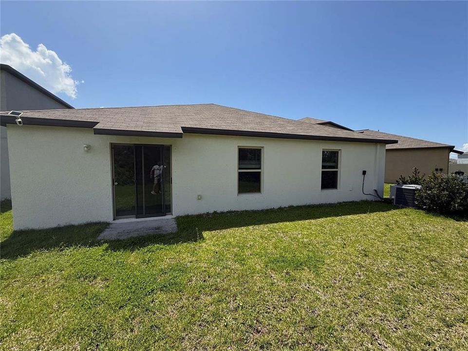 For Sale: $280,000 (4 beds, 2 baths, 1841 Square Feet)