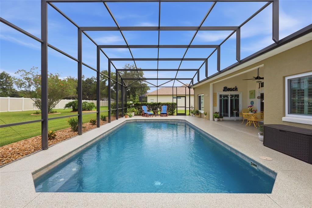 Activo con contrato: $599,000 (3 camas, 2 baños, 2290 Pies cuadrados)