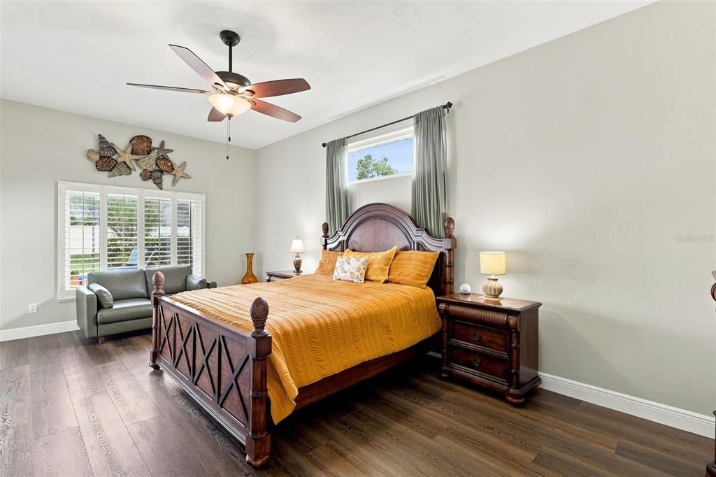 Activo con contrato: $599,000 (3 camas, 2 baños, 2290 Pies cuadrados)