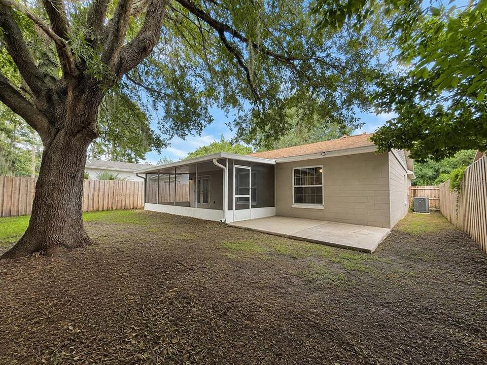 En Venta: $349,900 (3 camas, 2 baños, 1218 Pies cuadrados)