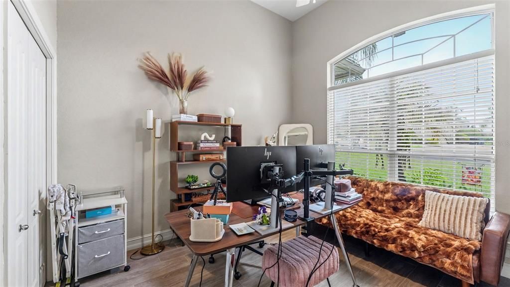 En Venta: $565,000 (4 camas, 3 baños, 2887 Pies cuadrados)