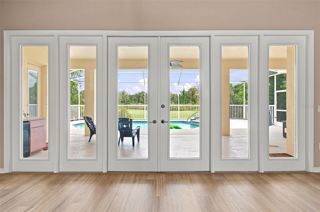 For Sale: $579,000 (4 beds, 3 baths, 2713 Square Feet)
