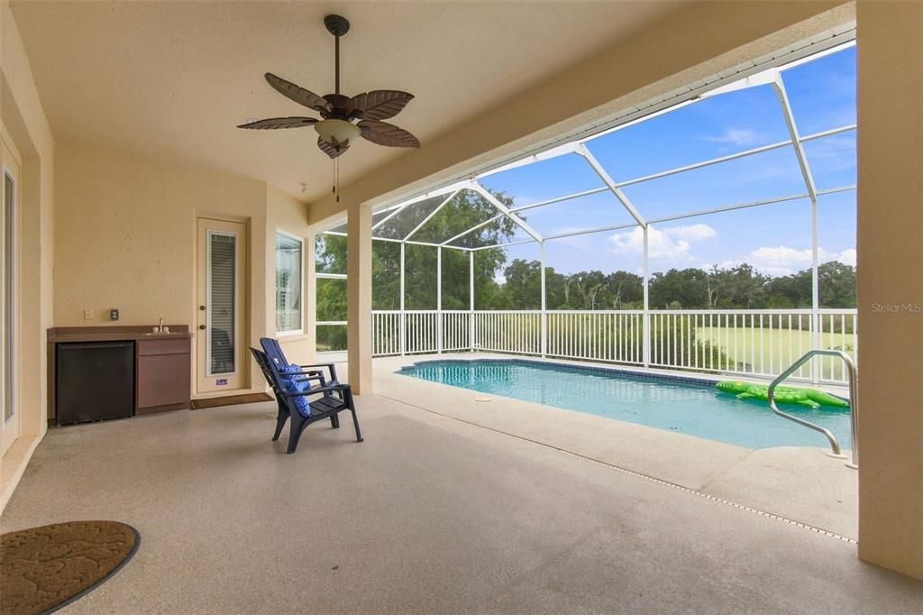 For Sale: $579,000 (4 beds, 3 baths, 2713 Square Feet)