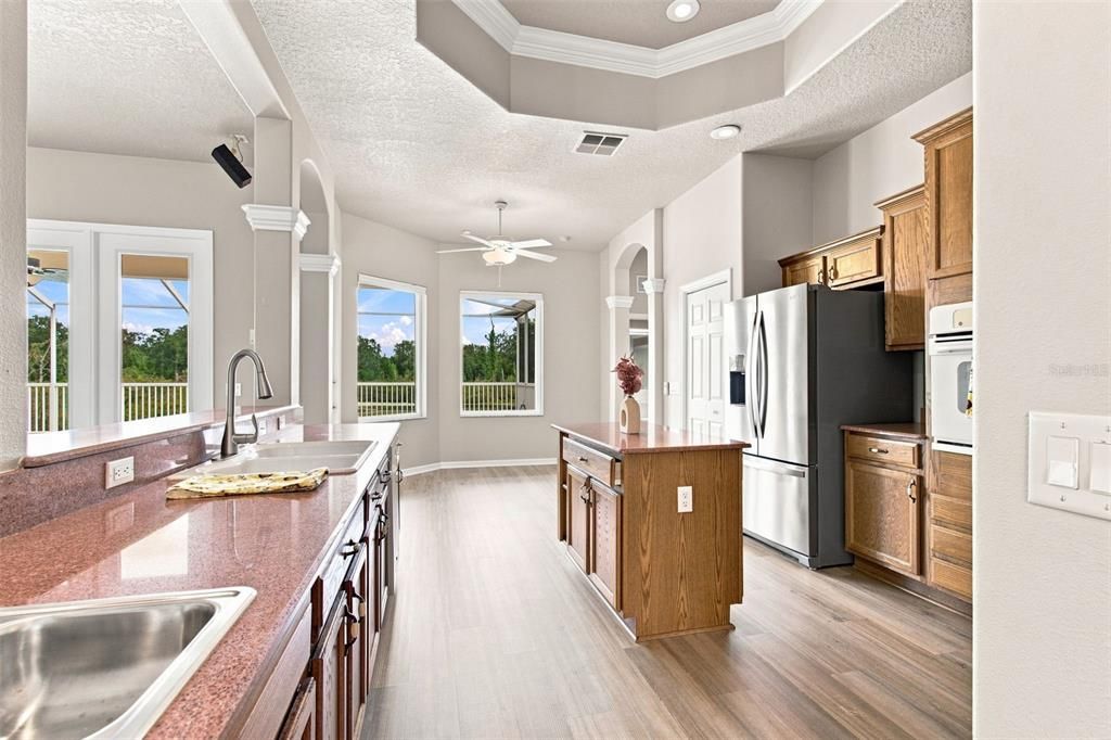 For Sale: $579,000 (4 beds, 3 baths, 2713 Square Feet)