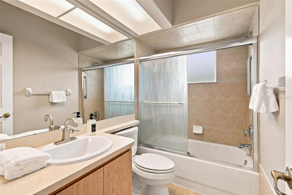 For Sale: $579,000 (4 beds, 3 baths, 2713 Square Feet)