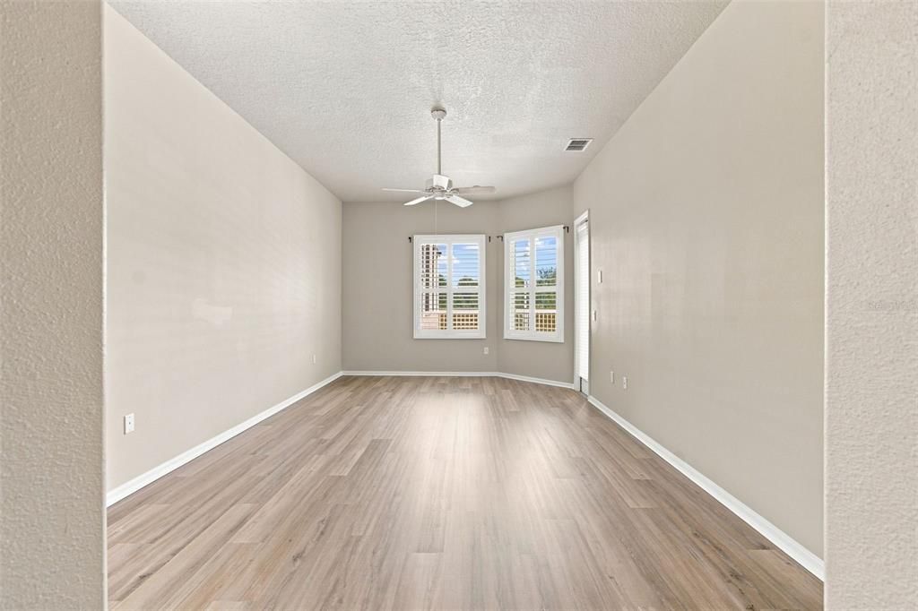 For Sale: $579,000 (4 beds, 3 baths, 2713 Square Feet)