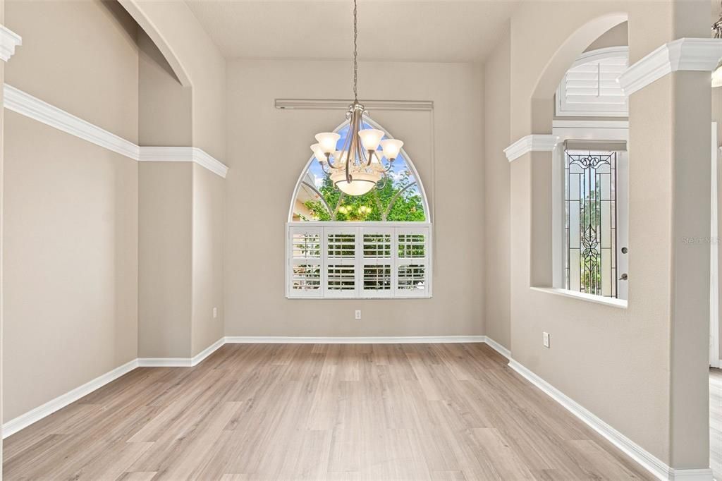 For Sale: $579,000 (4 beds, 3 baths, 2713 Square Feet)