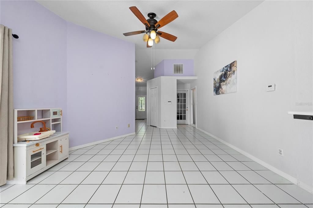 For Sale: $429,990 (3 beds, 3 baths, 1996 Square Feet)