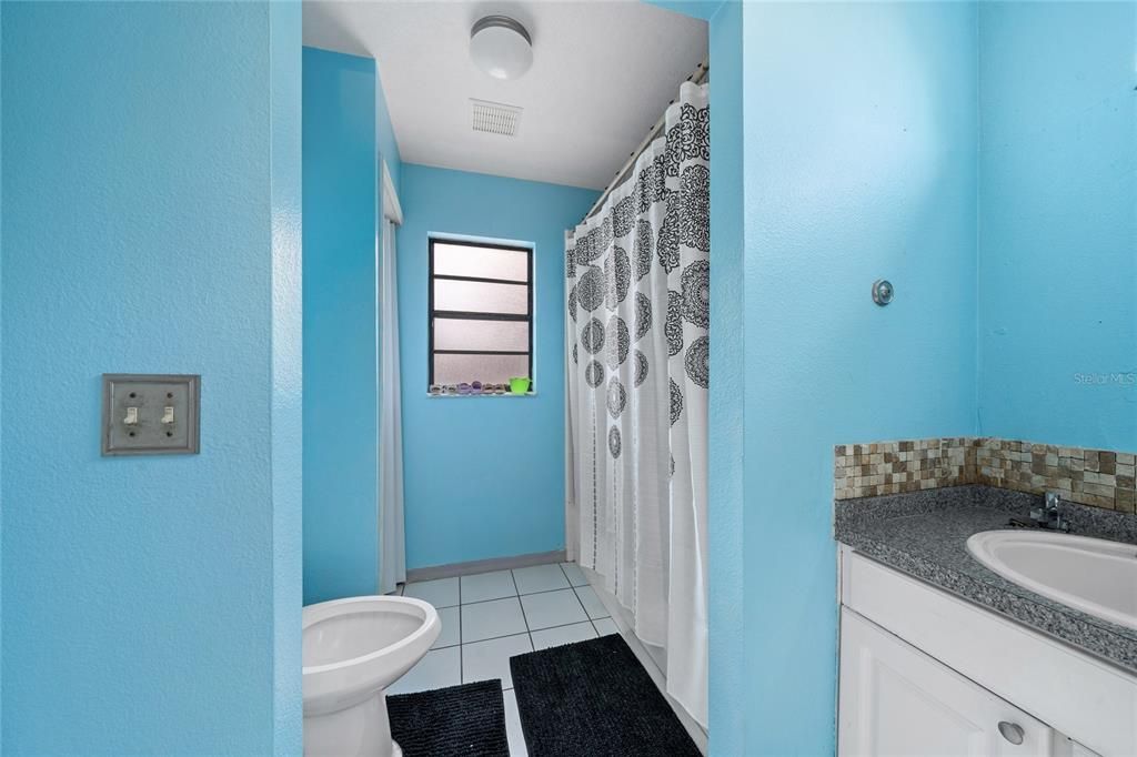 For Sale: $429,990 (3 beds, 3 baths, 1996 Square Feet)