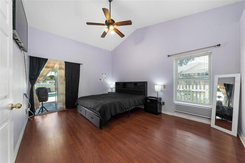 For Sale: $429,990 (3 beds, 3 baths, 1996 Square Feet)
