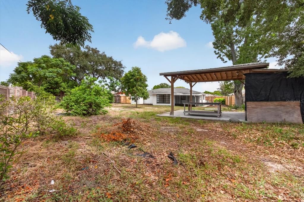 For Sale: $270,995 (3 beds, 2 baths, 1591 Square Feet)