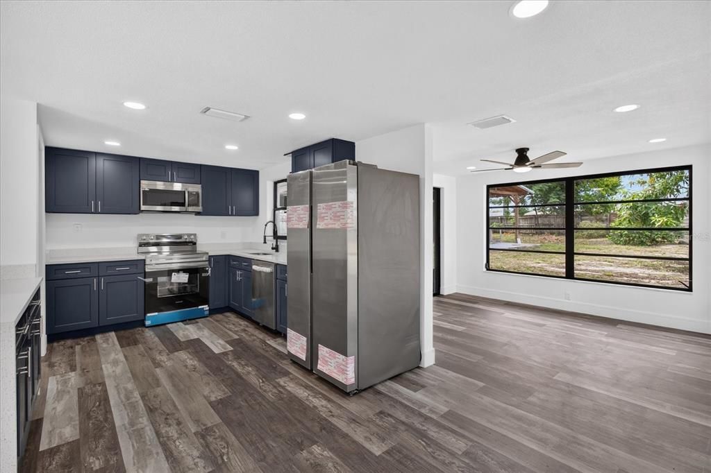 For Sale: $270,995 (3 beds, 2 baths, 1591 Square Feet)