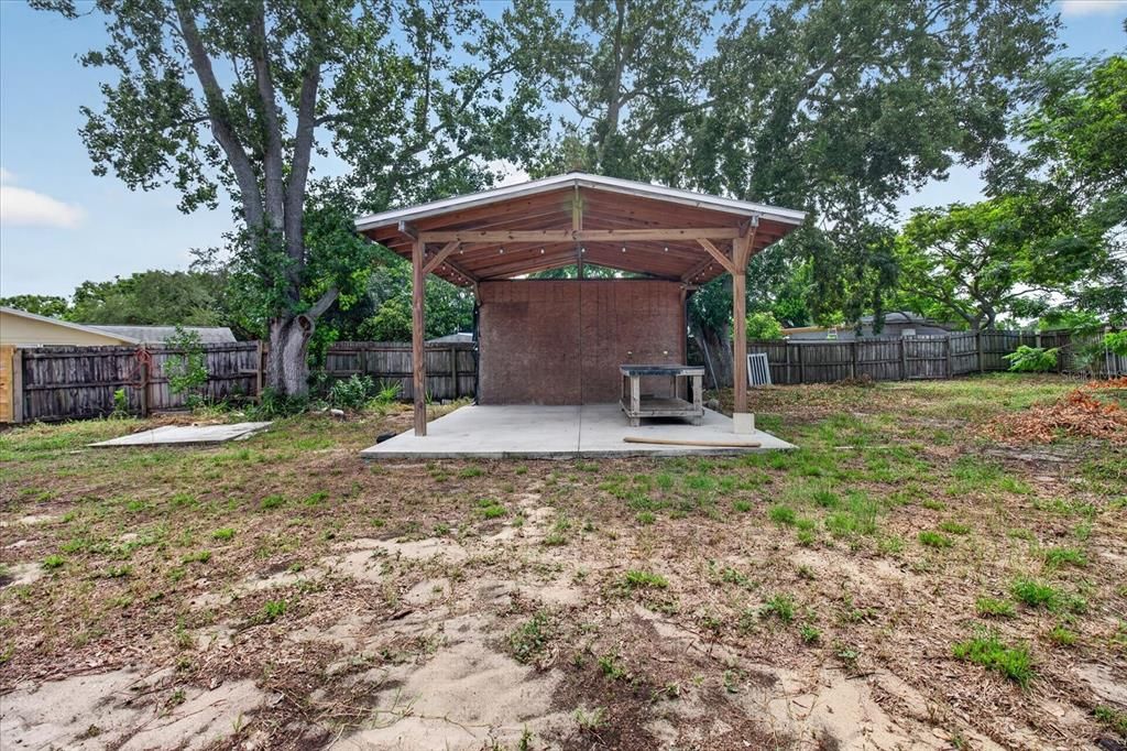 For Sale: $270,995 (3 beds, 2 baths, 1591 Square Feet)