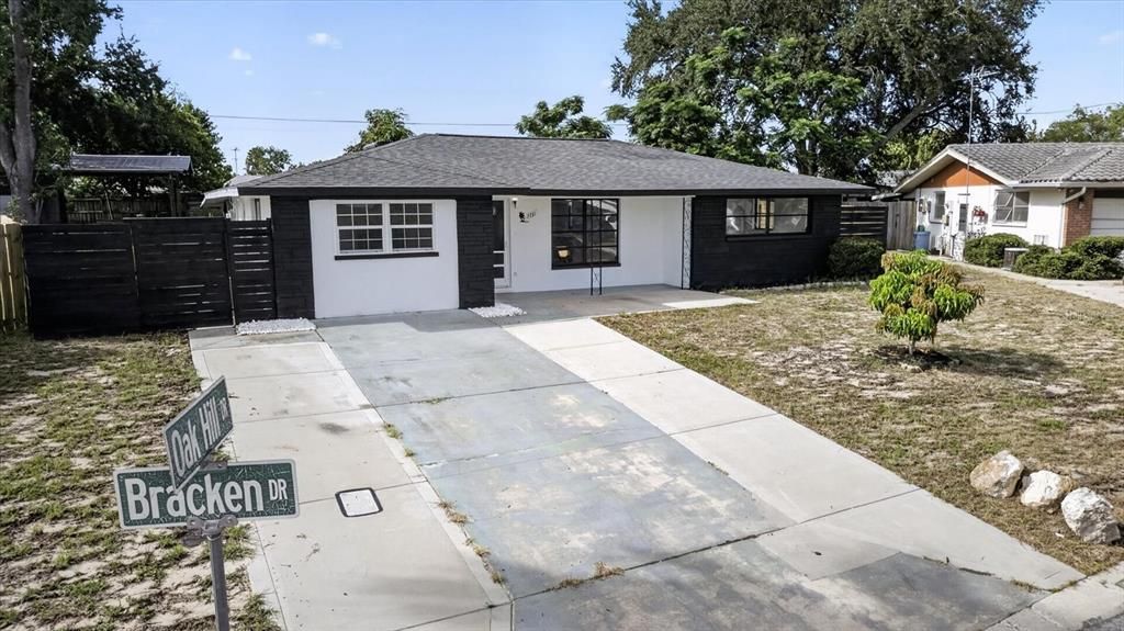 For Sale: $270,995 (3 beds, 2 baths, 1591 Square Feet)