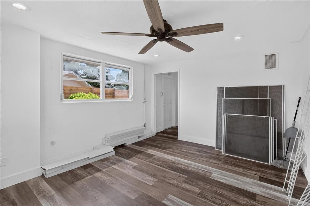 For Sale: $270,995 (3 beds, 2 baths, 1591 Square Feet)
