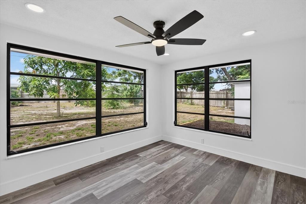 For Sale: $270,995 (3 beds, 2 baths, 1591 Square Feet)