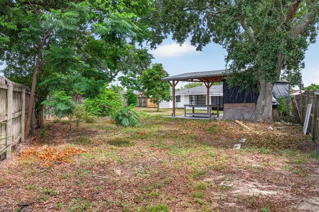 For Sale: $270,995 (3 beds, 2 baths, 1591 Square Feet)