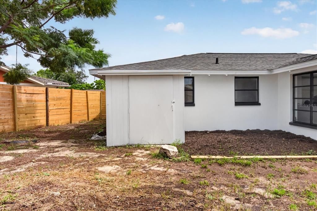 For Sale: $270,995 (3 beds, 2 baths, 1591 Square Feet)