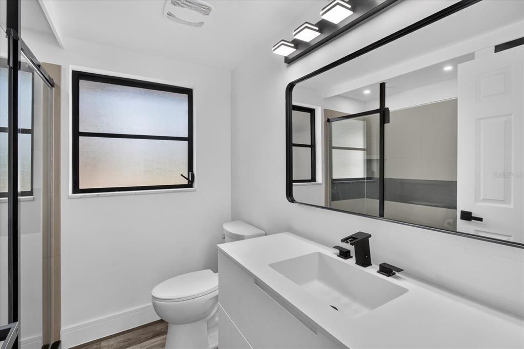 For Sale: $270,995 (3 beds, 2 baths, 1591 Square Feet)