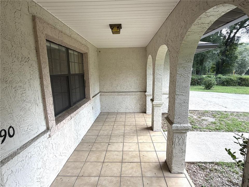 For Sale: $309,500 (3 beds, 2 baths, 1900 Square Feet)