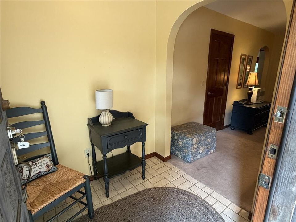For Sale: $309,500 (3 beds, 2 baths, 1900 Square Feet)