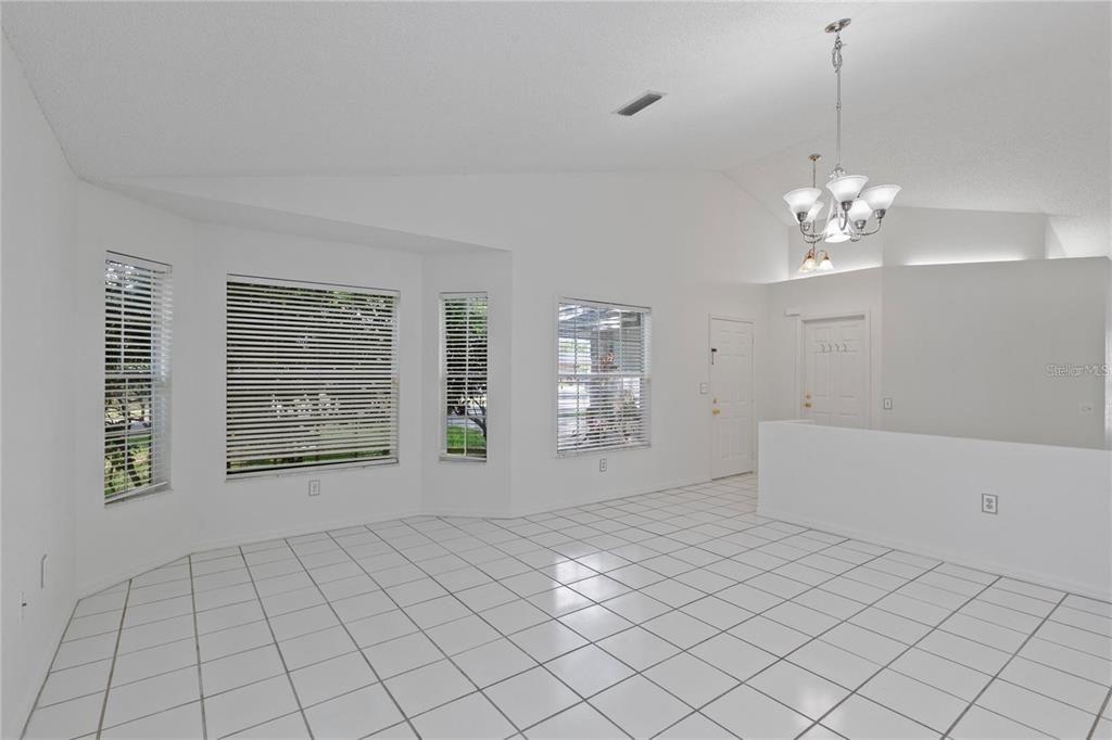 En Venta: $320,000 (3 camas, 2 baños, 1446 Pies cuadrados)