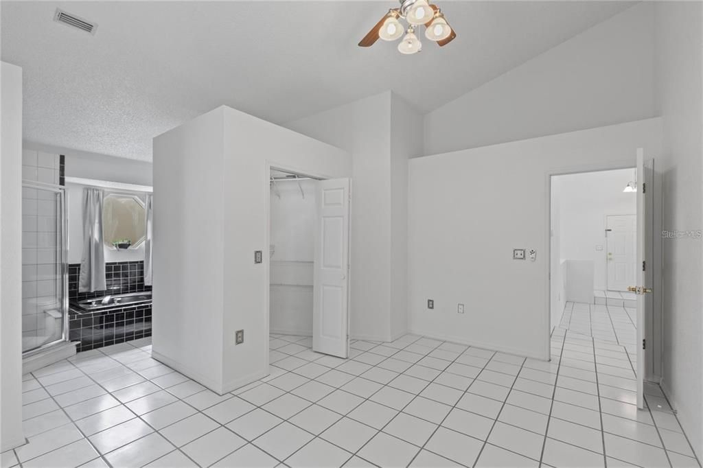 En Venta: $320,000 (3 camas, 2 baños, 1446 Pies cuadrados)