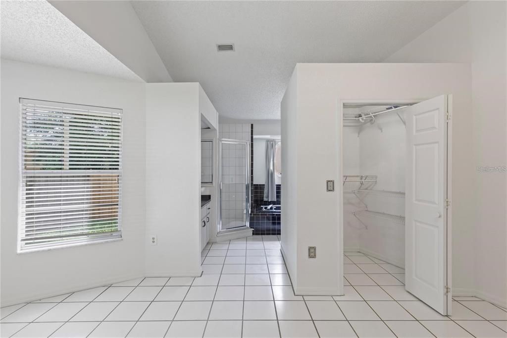 En Venta: $320,000 (3 camas, 2 baños, 1446 Pies cuadrados)
