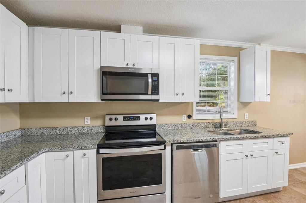 For Rent: $2,500 (4 beds, 2 baths, 1248 Square Feet)