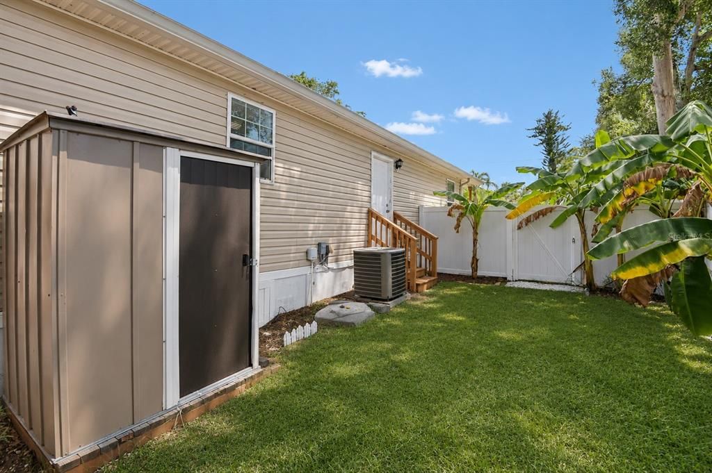 For Rent: $2,500 (4 beds, 2 baths, 1248 Square Feet)