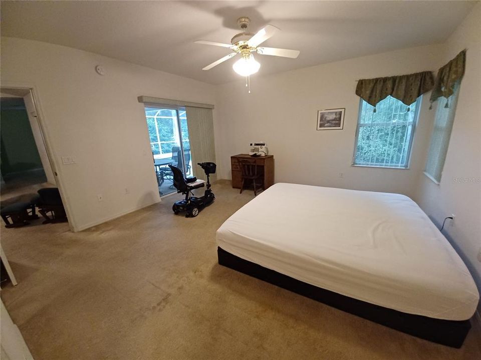 En Venta: $335,000 (3 camas, 2 baños, 1759 Pies cuadrados)