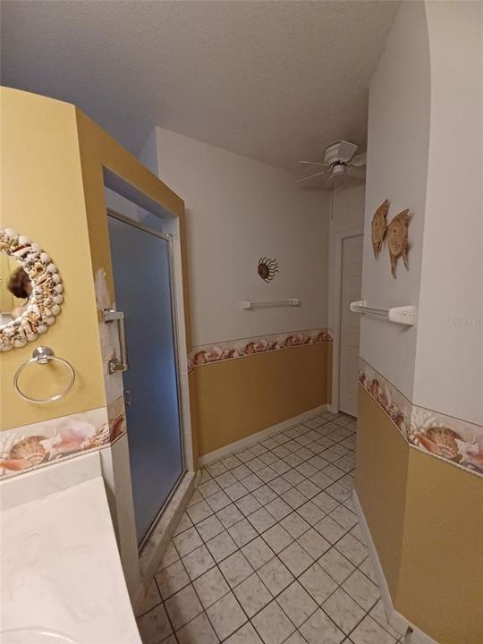 En Venta: $335,000 (3 camas, 2 baños, 1759 Pies cuadrados)