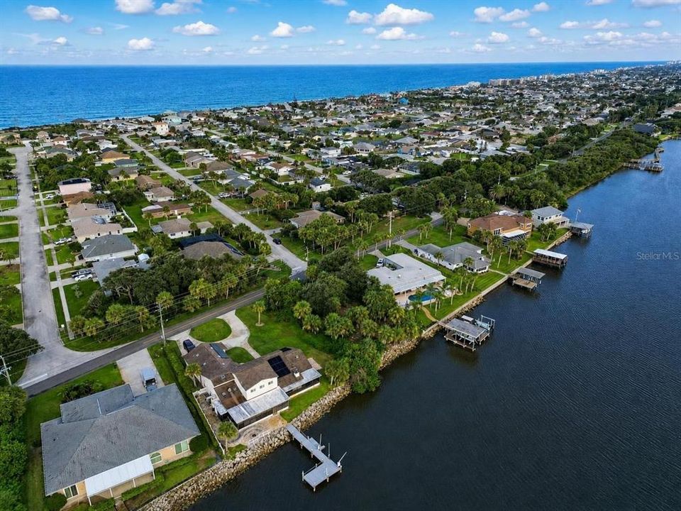 待售: $599,000 (0.33 acres)