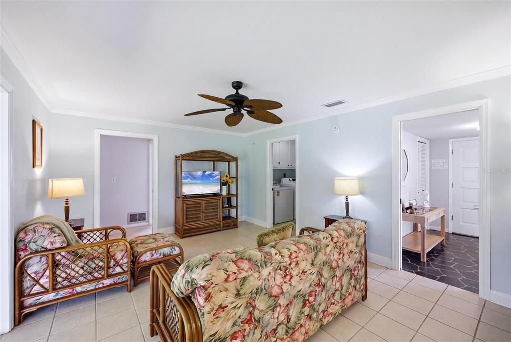 For Sale: $390,000 (3 beds, 2 baths, 1750 Square Feet)
