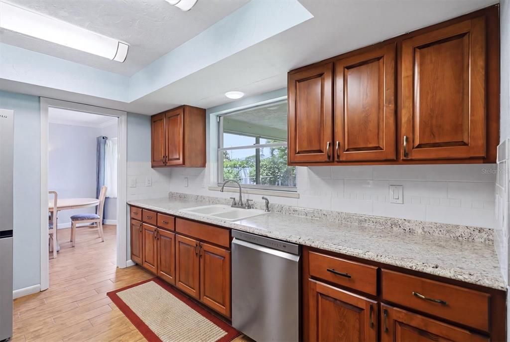 For Sale: $390,000 (3 beds, 2 baths, 1750 Square Feet)