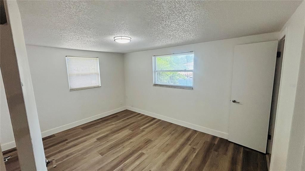 For Sale: $379,000 (3 beds, 2 baths, 1346 Square Feet)